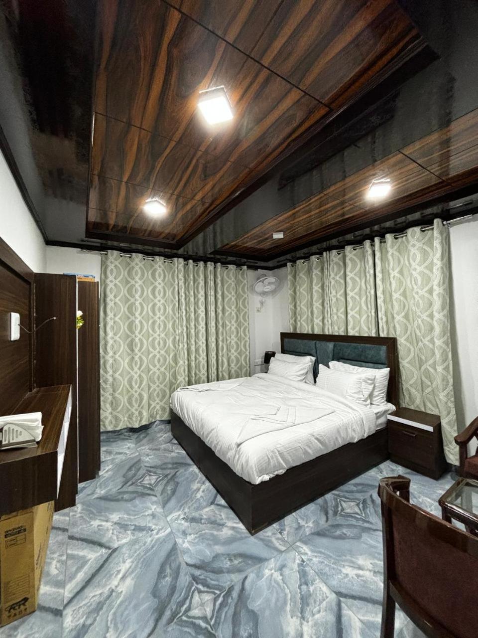 Hotel Lal'S Inn Kargil Exterior photo